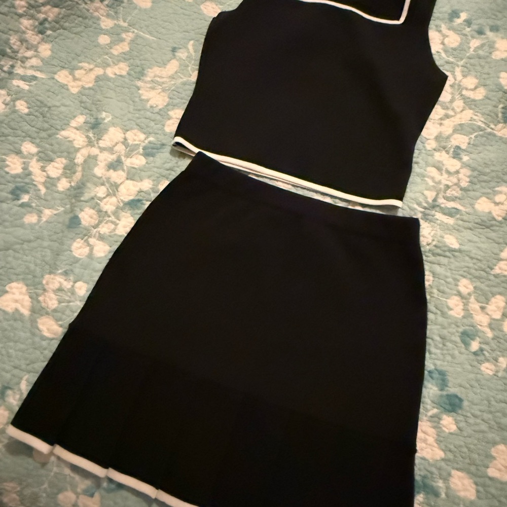 Sincerely Jules Black and White Trim Top